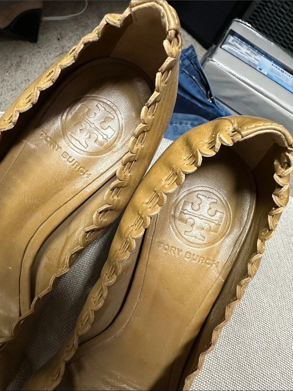 Tory Burch Round-Toe Heels size 6.5